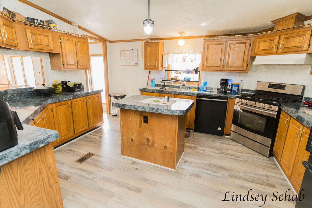 2211 East 13 Mile Road Bitely, MI 49309 - Photo 14 of 48 DSC01993