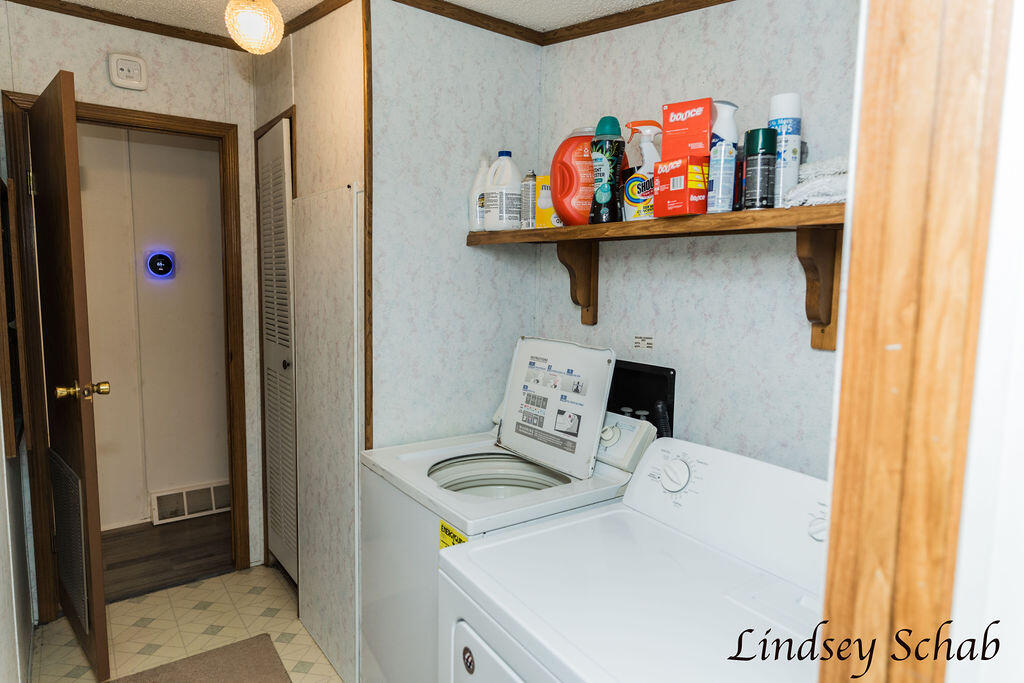 2211 East 13 Mile Road Bitely, MI 49309 - Photo 16 of 48 DSC01966