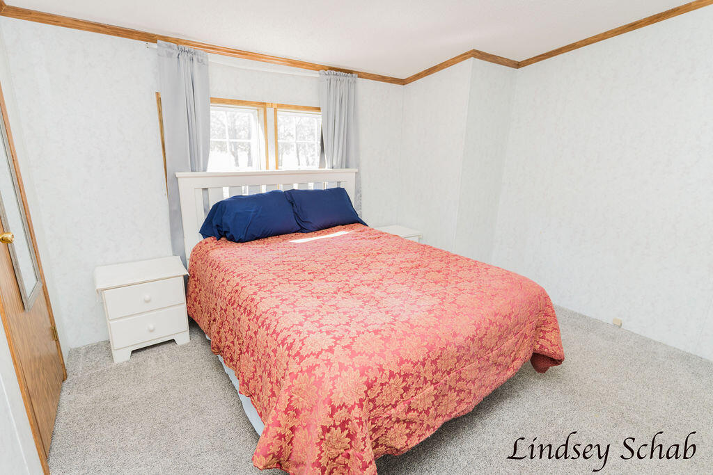 2211 East 13 Mile Road Bitely, MI 49309 - Photo 32 of 48 DSC02003