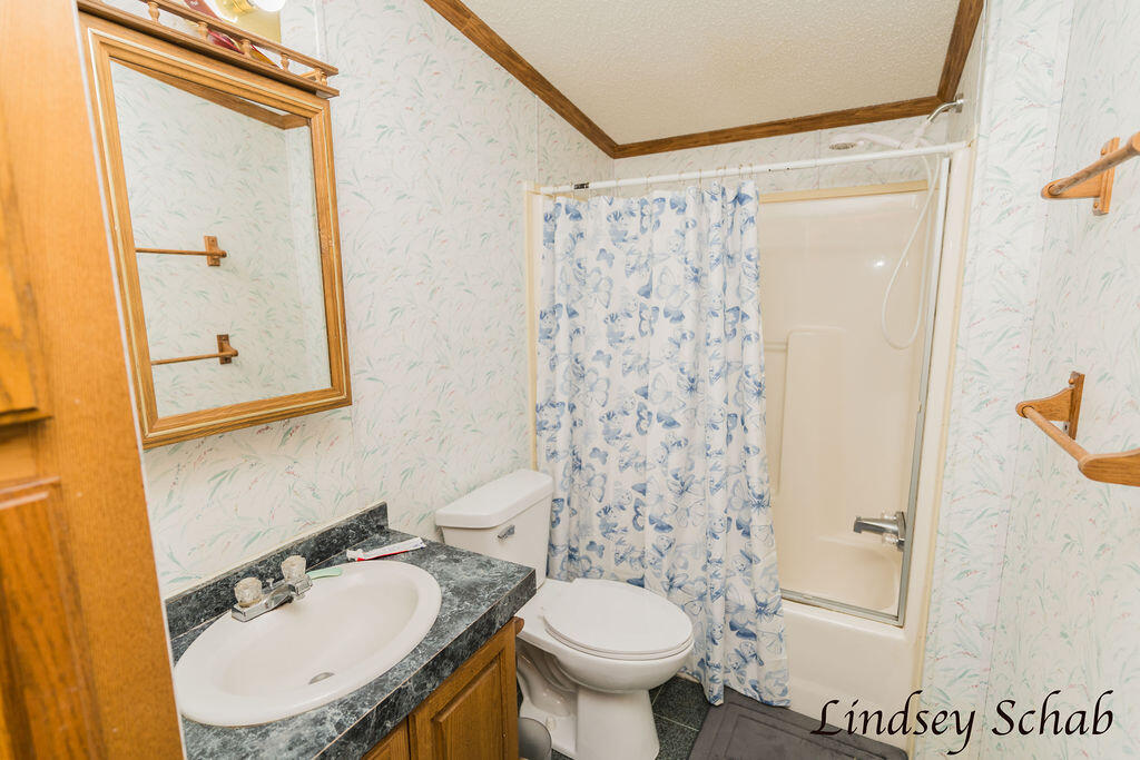 2211 East 13 Mile Road Bitely, MI 49309 - Photo 34 of 48 DSC02006