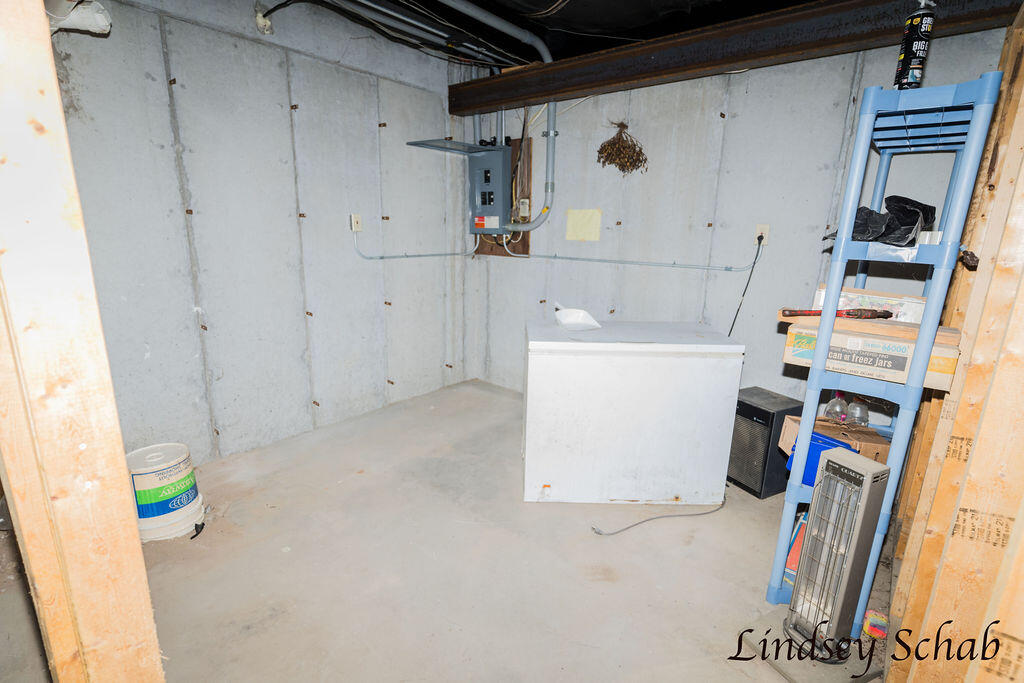 2211 East 13 Mile Road Bitely, MI 49309 - Photo 43 of 48 DSC02018