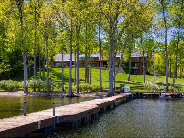 $7,950,000 | 225 Eagles Rest Road, Shelburne, VT 05482