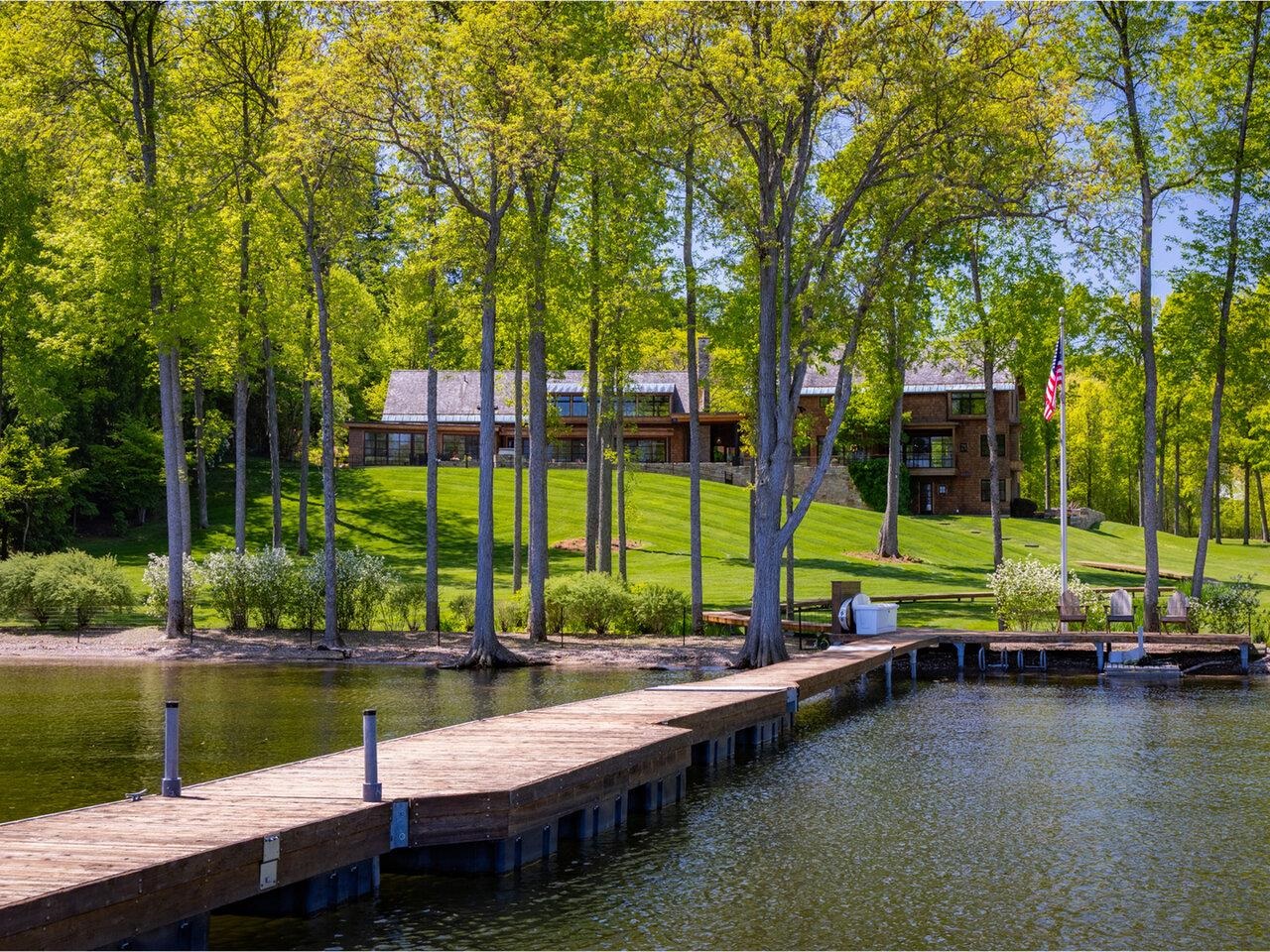 225 Eagles Rest Road Shelburne, VT 05482 - Photo 8 of 58