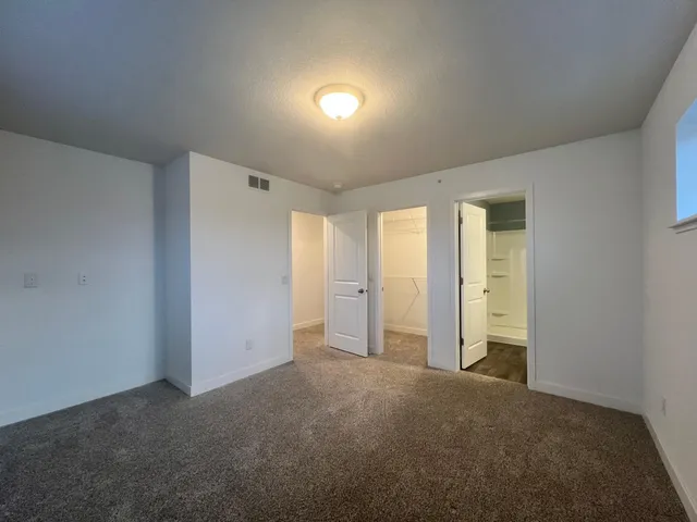 $2,635 | 3045 125th Lane Northeast, Unit A, Blaine, MN 55449