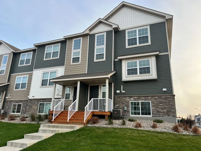 $2,635 | 3045 125th Lane Northeast, Unit A, Blaine, MN 55449