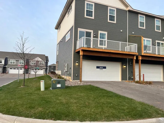 $2,635 | 3045 125th Lane Northeast, Unit A, Blaine, MN 55449