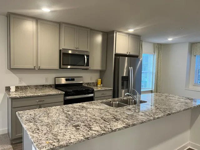 $2,635 | 3045 125th Lane Northeast, Unit A, Blaine, MN 55449