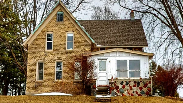 $289,900 | 930 County Road West, Jefferson, WI 53549