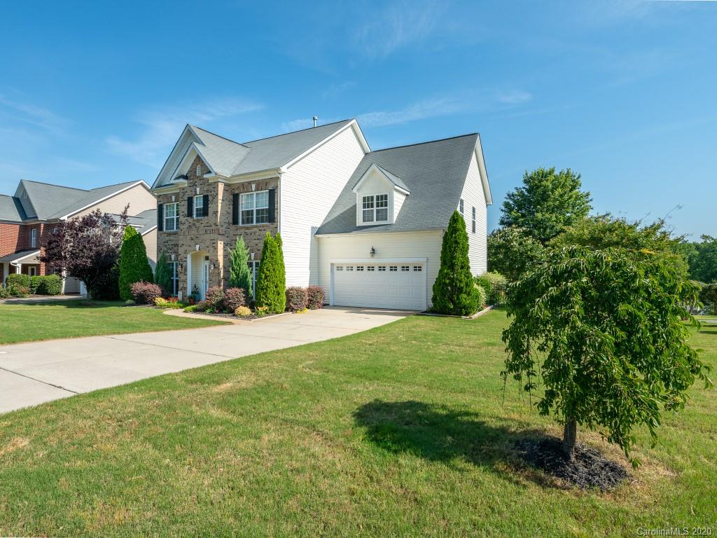 412 Buttermere Road Fort Mill, SC 29715 - Photo 2 of 24 Gallery Image 2