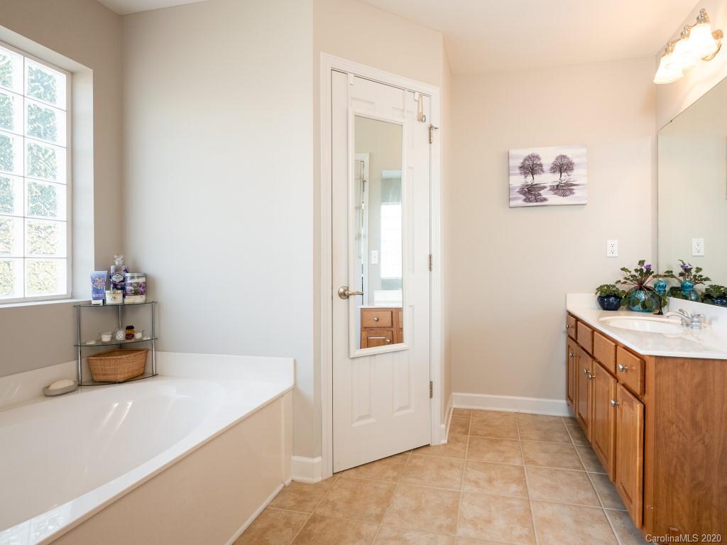 412 Buttermere Road Fort Mill, SC 29715 - Photo 18 of 24 Gallery Image 18
