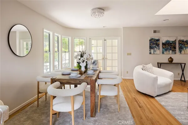 $1,998,000 | 5213 Crown Avenue, La Canada Flintridge, CA 91011