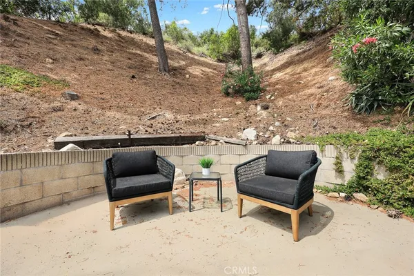 $1,998,000 | 5213 Crown Avenue, La Canada Flintridge, CA 91011