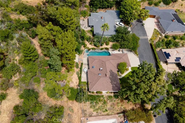 $1,998,000 | 5213 Crown Avenue, La Canada Flintridge, CA 91011