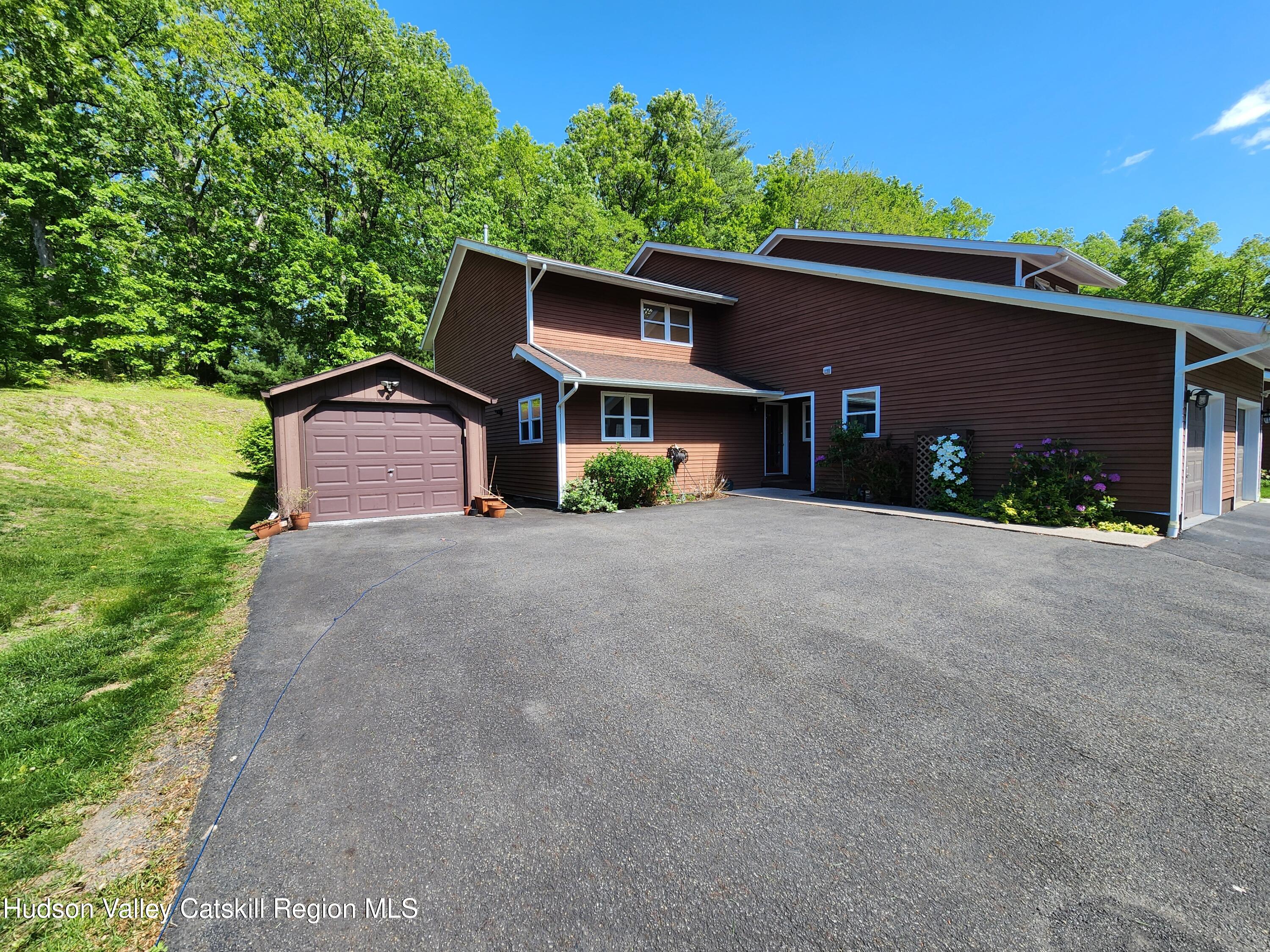 182 Ledge Road Kingston, NY 12401 - Photo 2 of 35 20250519_152148