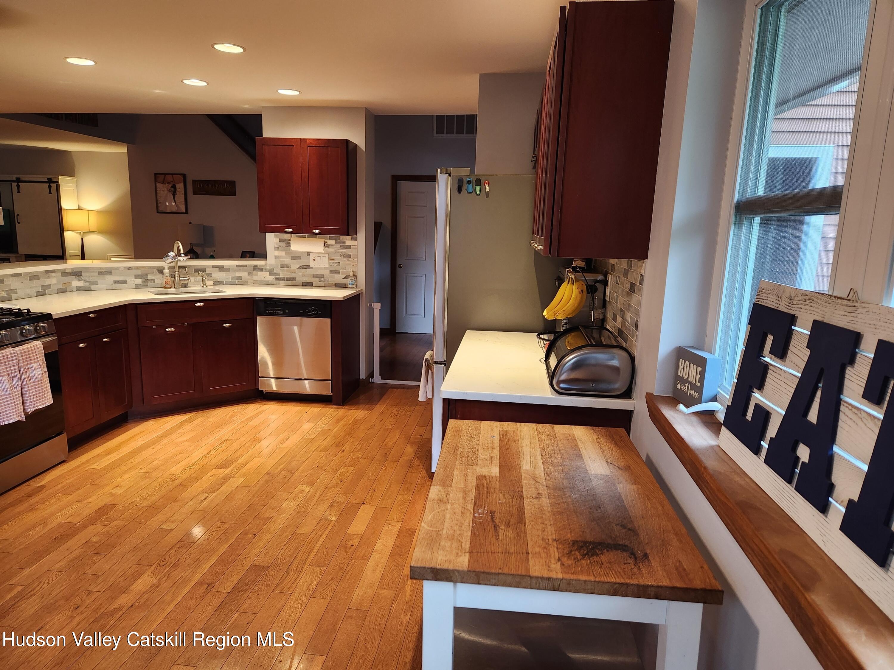 182 Ledge Road Kingston, NY 12401 - Photo 7 of 35 20250522_111656_resized