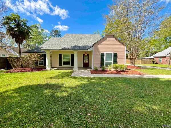 $320,000 | 35261 Bend Road, Denham Springs, LA 70706