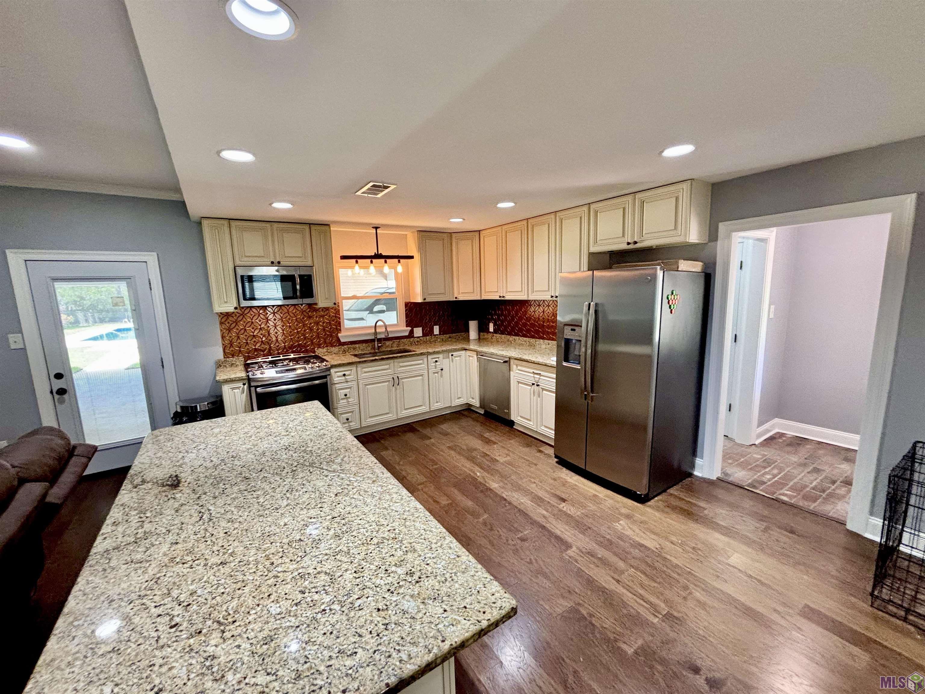 35261 Bend Road Denham Springs, LA 70706 - Photo 4 of 20