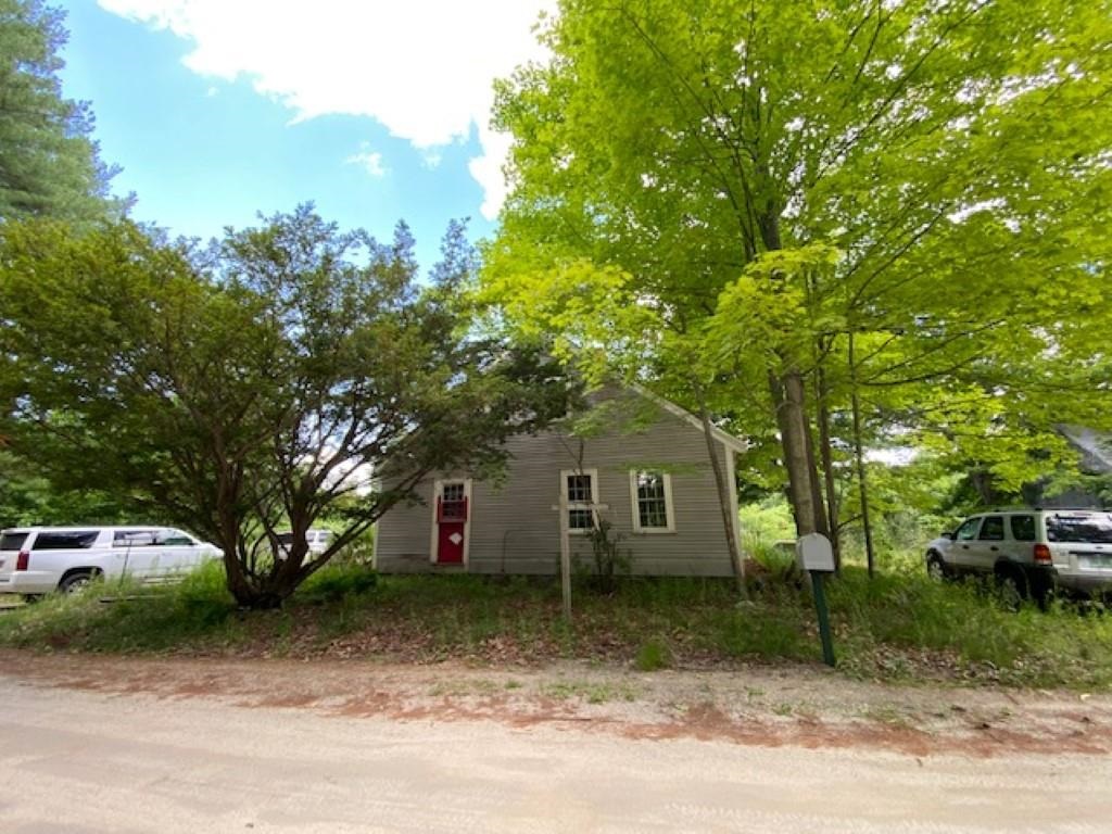51 Old Hancock Road Antrim, NH 03440 - Photo 4 of 27
