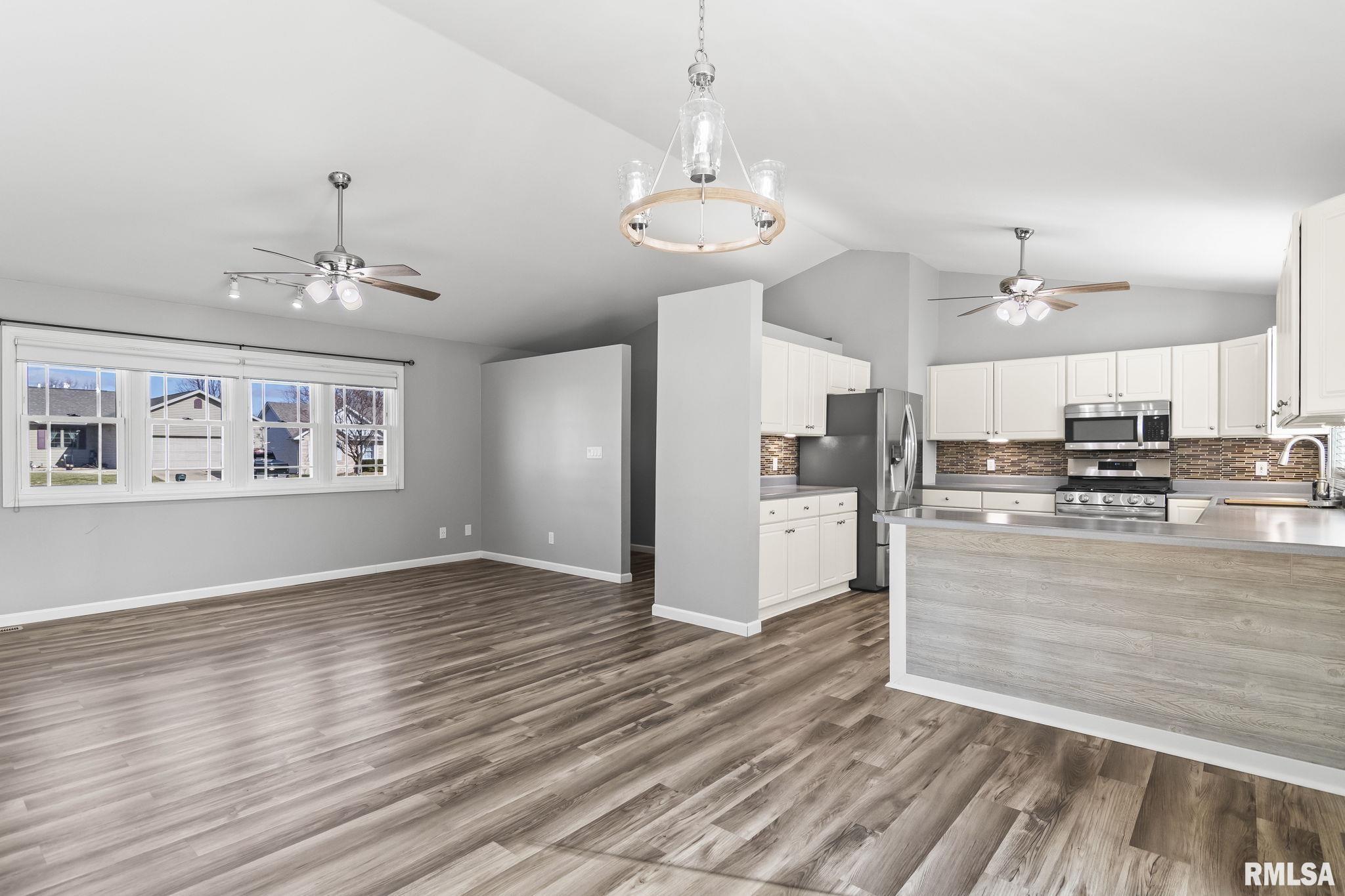 2632 Steiler Place Springfield, IL 62703 - Photo 12 of 39