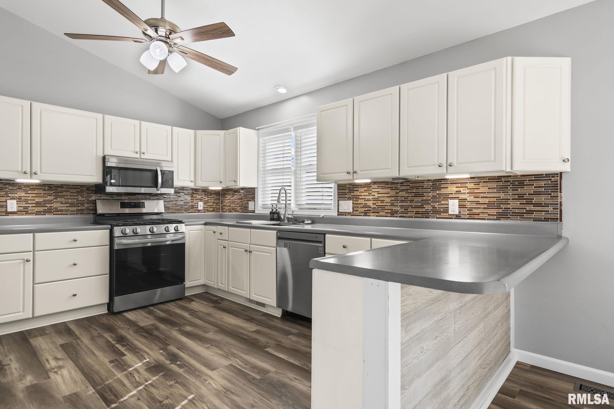 2632 Steiler Place Springfield, IL 62703 - Photo 14 of 39