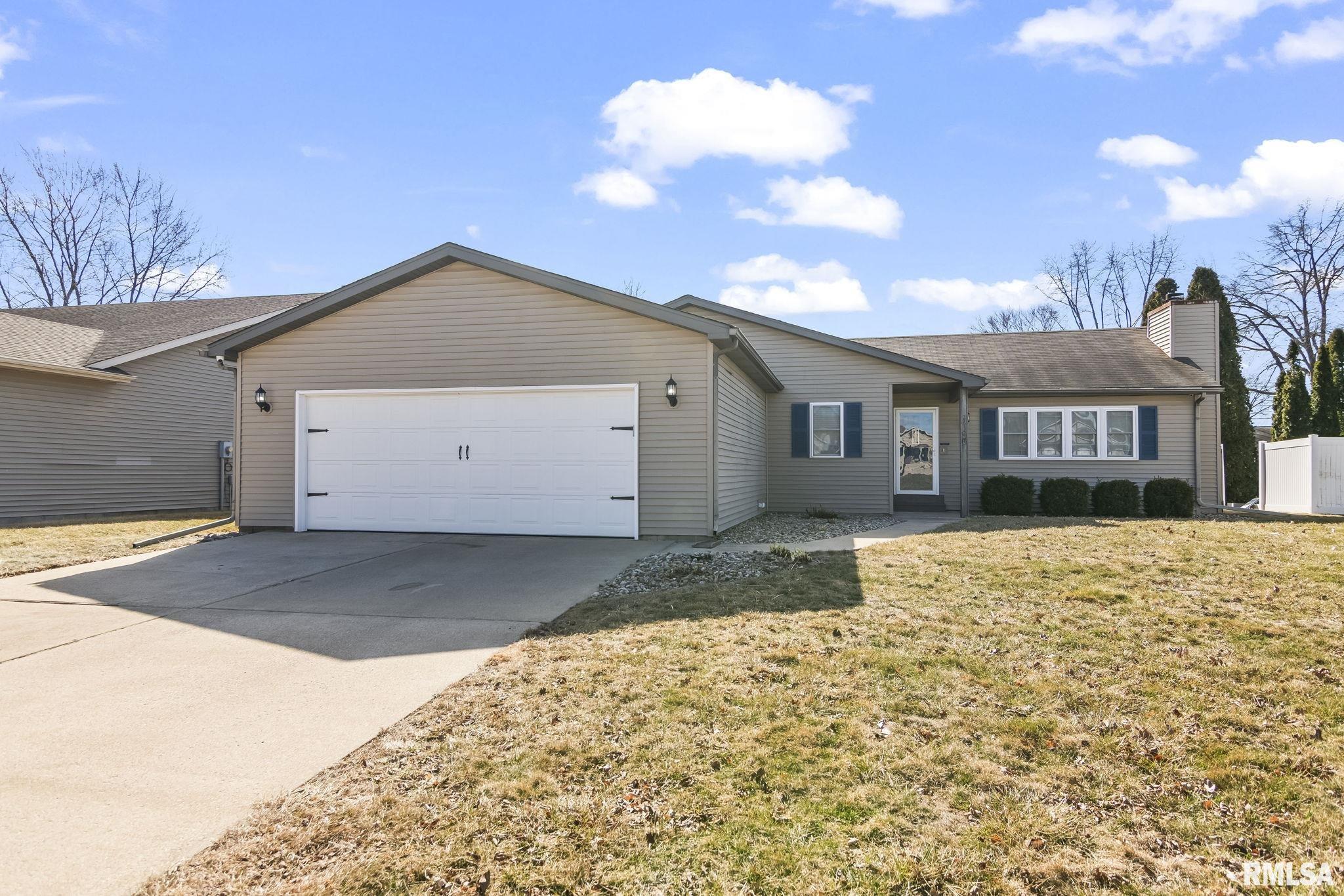 2632 Steiler Place Springfield, IL 62703 - Photo 2 of 39