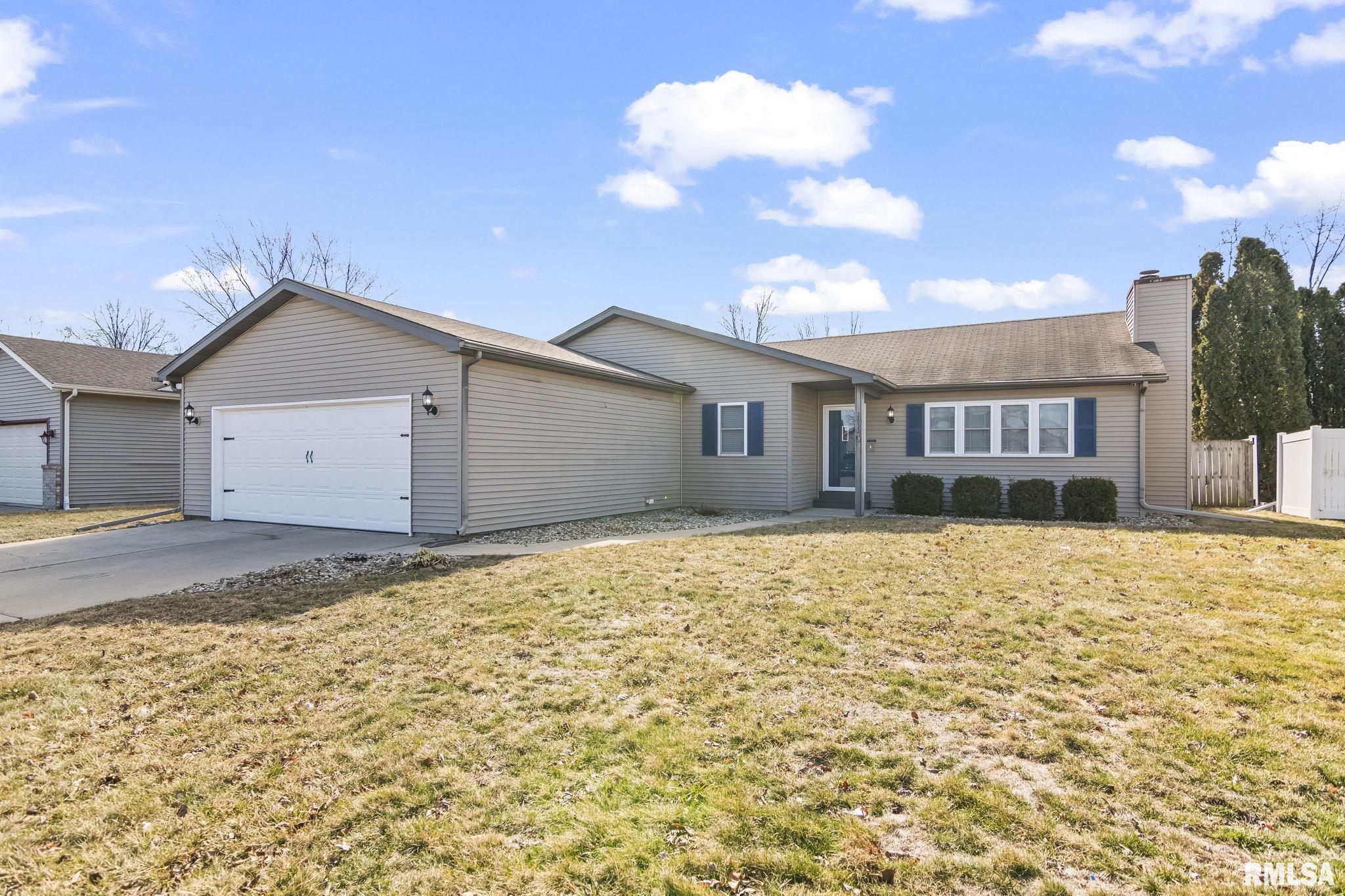 2632 Steiler Place Springfield, IL 62703 - Photo 3 of 39