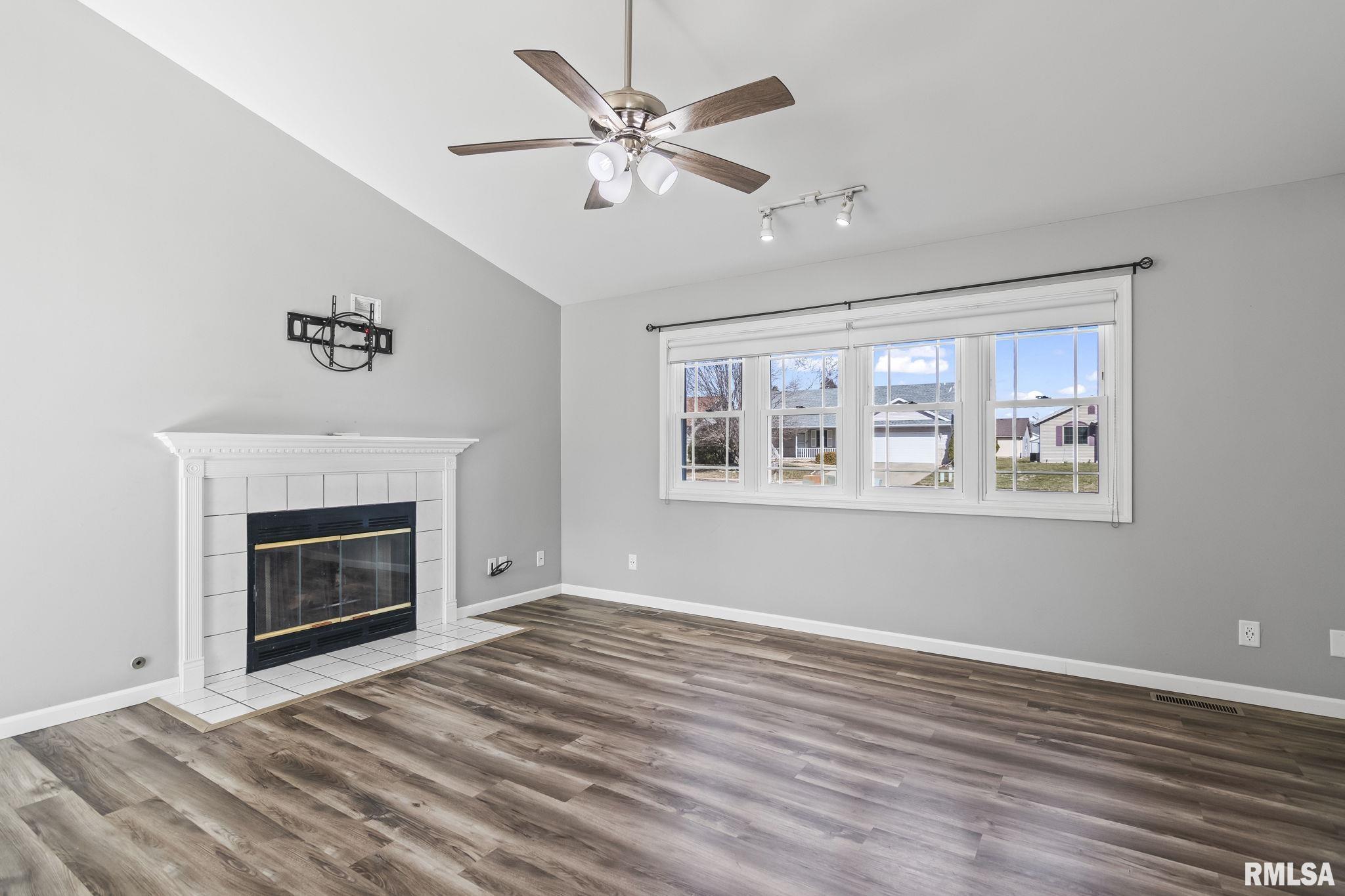 2632 Steiler Place Springfield, IL 62703 - Photo 8 of 39