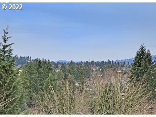 2643 Northeast Rocky Butte Road Portland, OR 97220 - Photo 5 of 27 Gallery Image 5