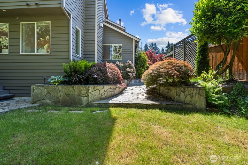 15732 111th Avenue Northeast Bothell, WA 98011 - Photo 38 of 40