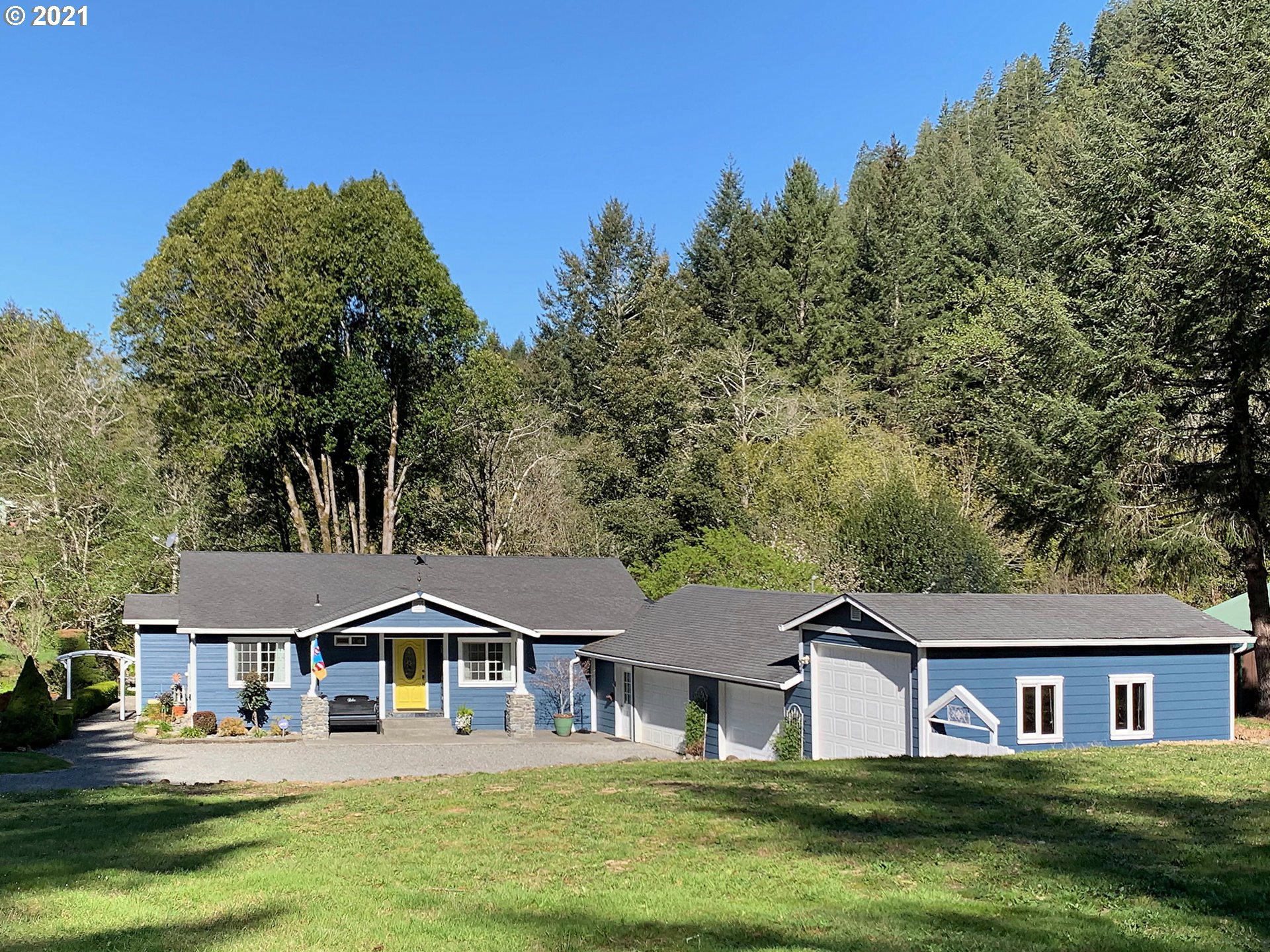 1012 Winchuck River Road Brookings, OR 97415 - Photo 2 of 32