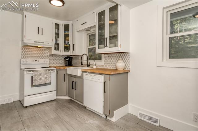 5825 Uneda Road Cascade, CO 80809 - Photo 6 of 27