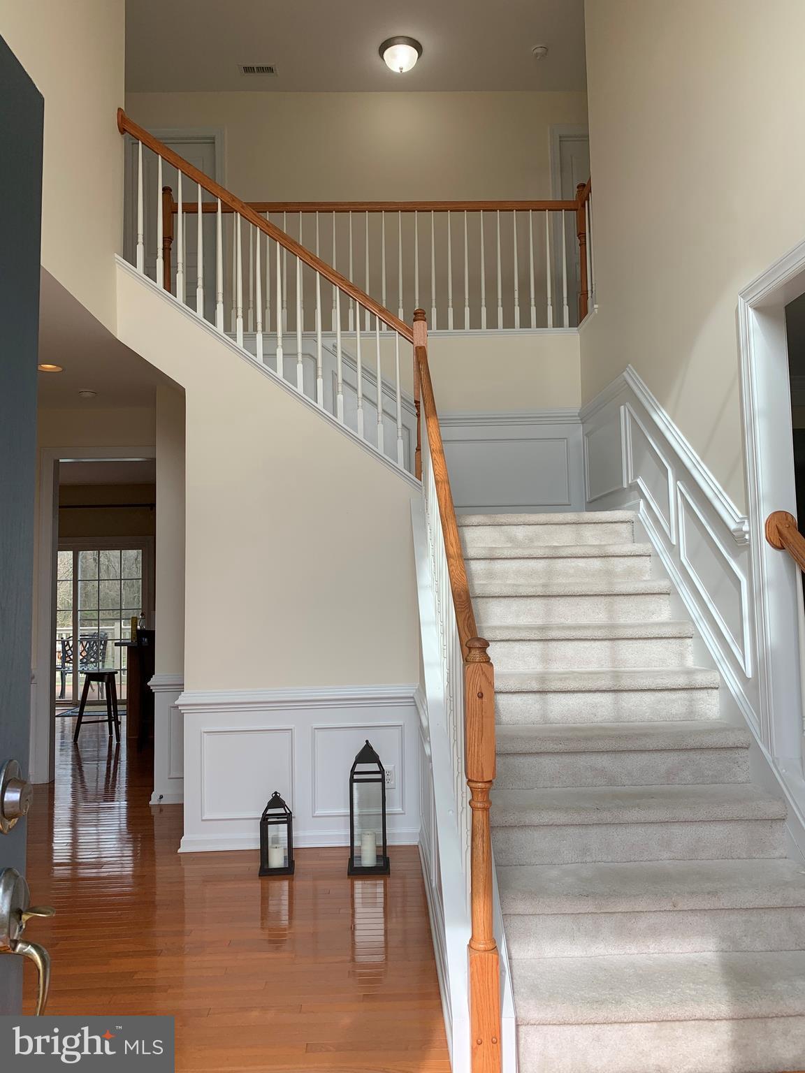 226 Hopkins Road Mickleton, NJ 08056 - Photo 7 of 36 FRONT STAIRWELL