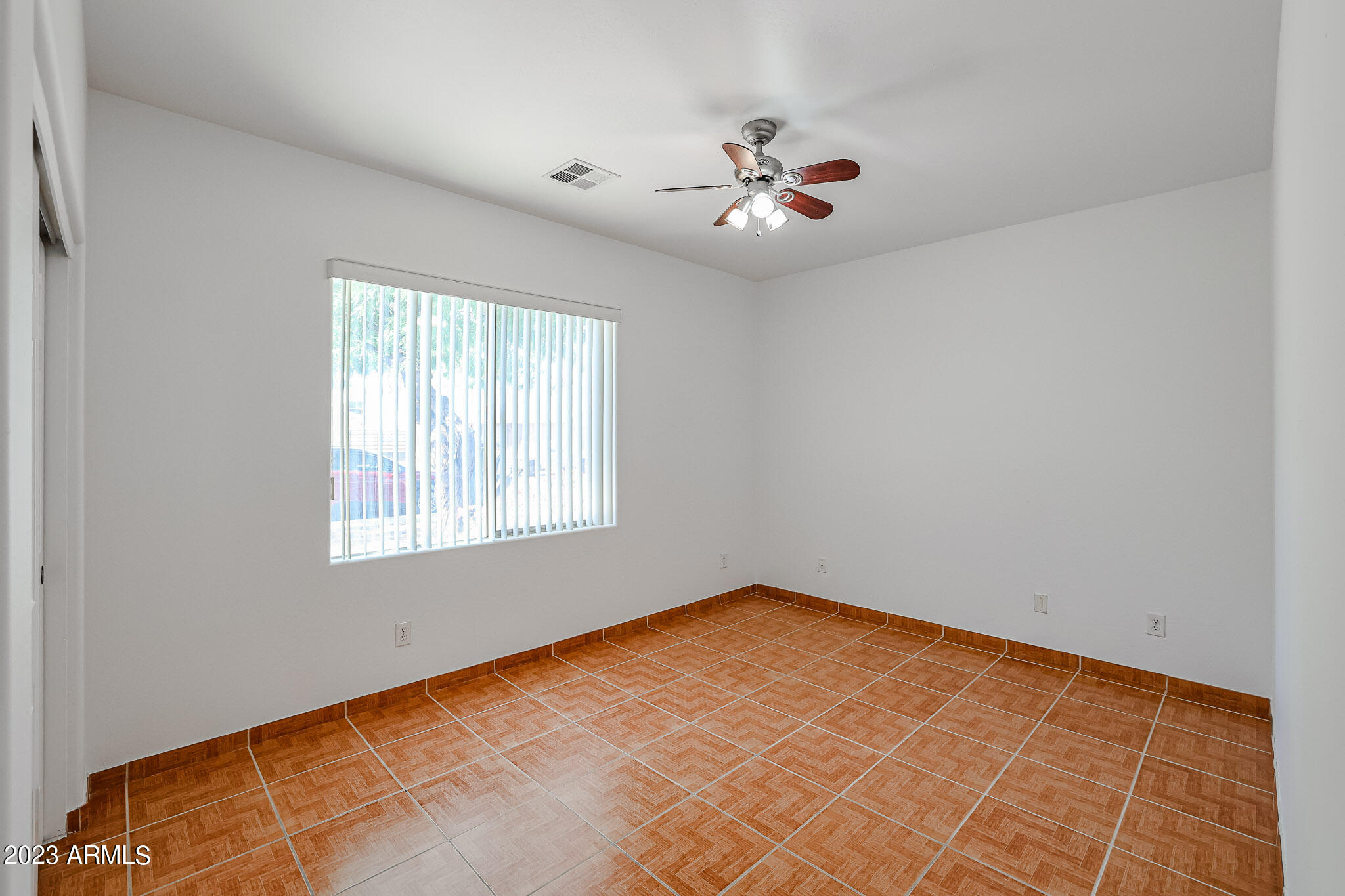 7202 West Ocotillo Road Glendale, AZ 85303 - Photo 19 of 37 Gallery Image 19