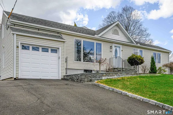 $525,000 | 240 Shepard Avenue, Hamden, CT 06514