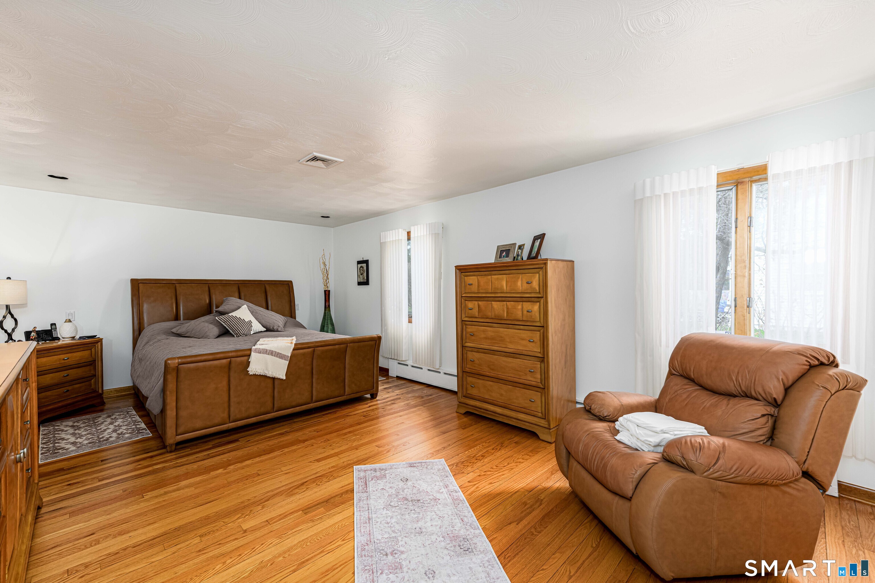 240 Shepard Avenue Hamden, CT 06514 - Photo 14 of 27