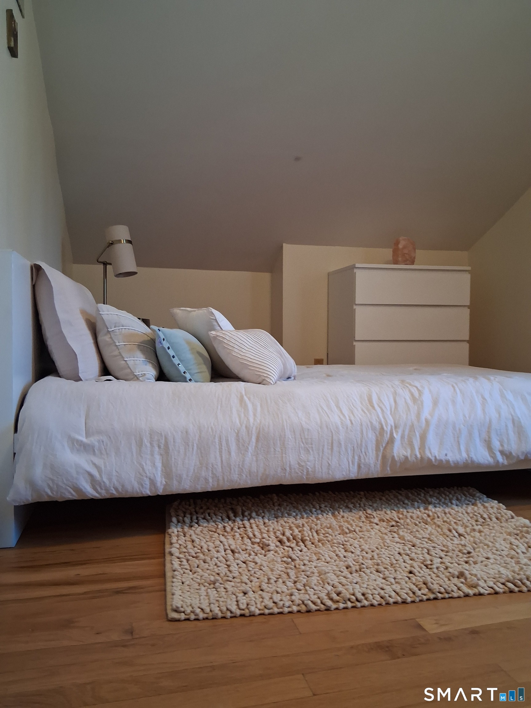 240 Shepard Avenue Hamden, CT 06514 - Photo 16 of 27