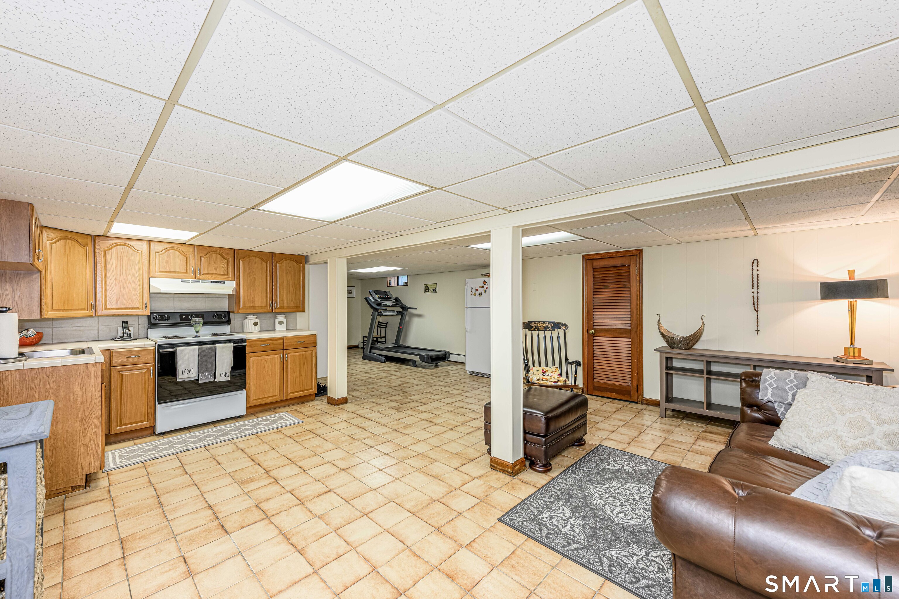 240 Shepard Avenue Hamden, CT 06514 - Photo 20 of 27