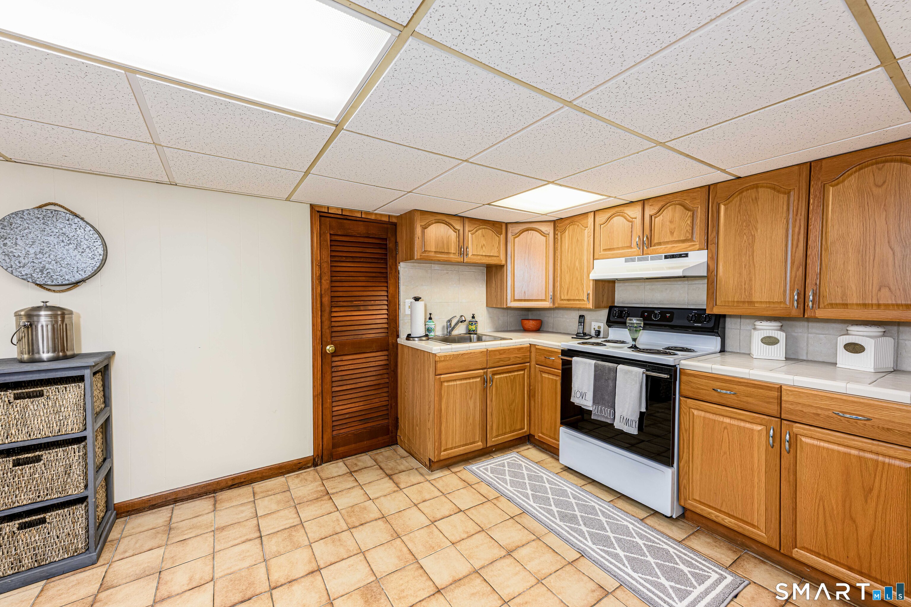 240 Shepard Avenue Hamden, CT 06514 - Photo 21 of 27