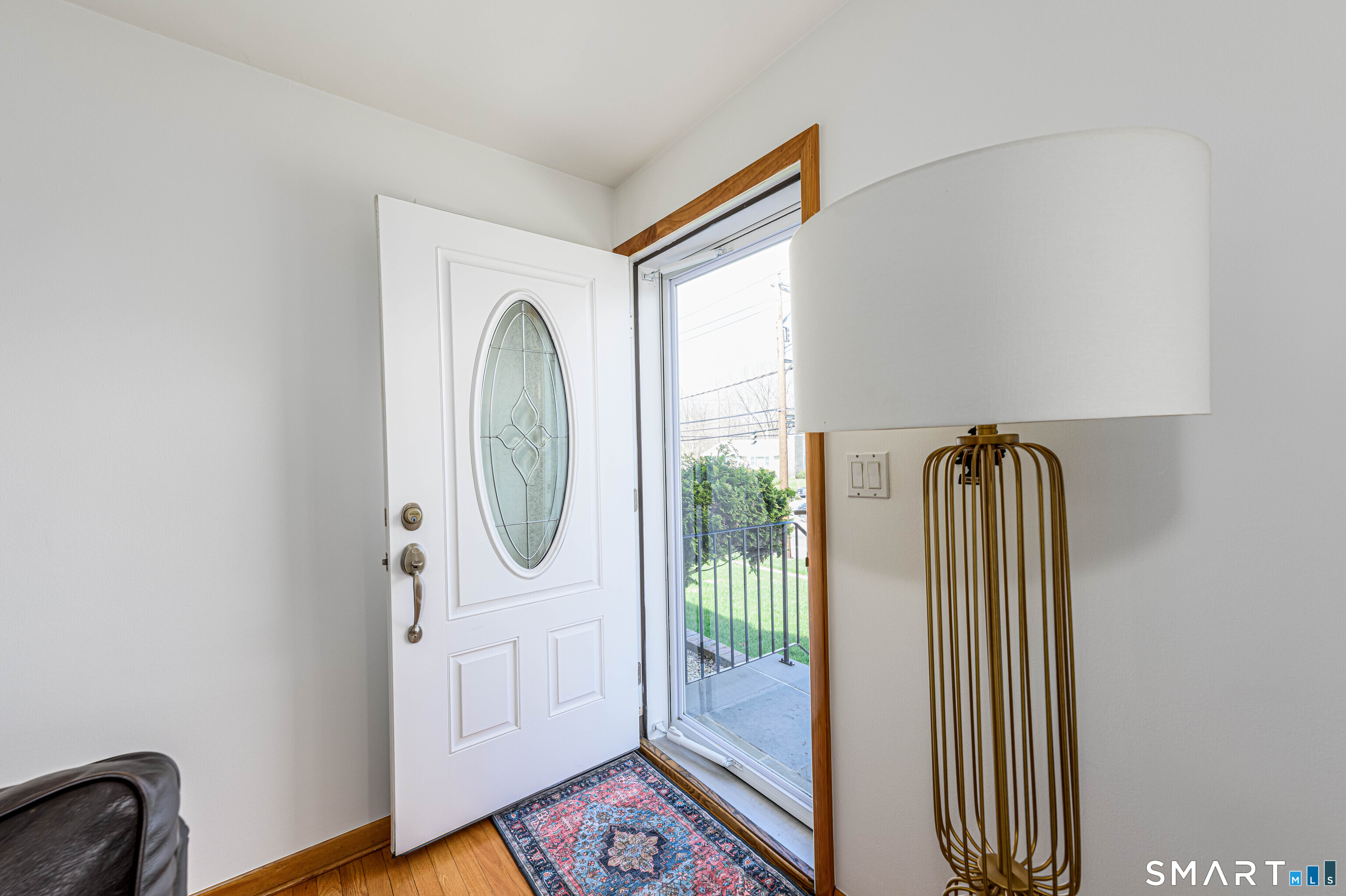 240 Shepard Avenue Hamden, CT 06514 - Photo 4 of 27