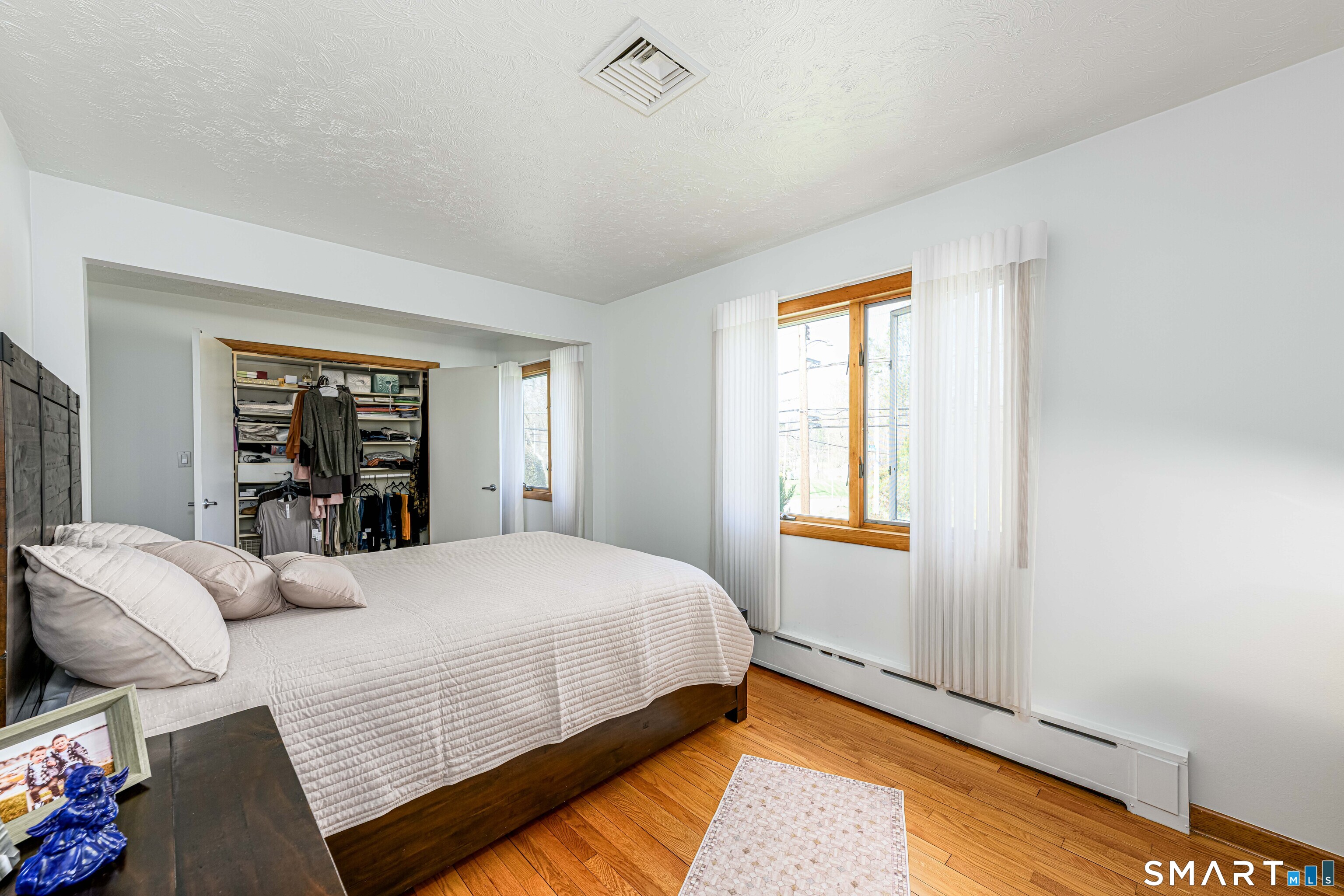 240 Shepard Avenue Hamden, CT 06514 - Photo 10 of 27