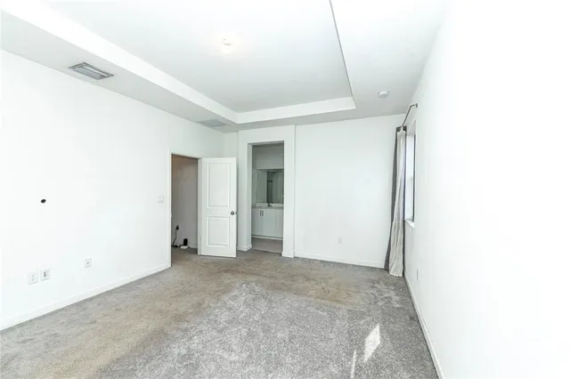 $3,300 | 20920 Northeast 8th Avenue, Miami, FL 33162