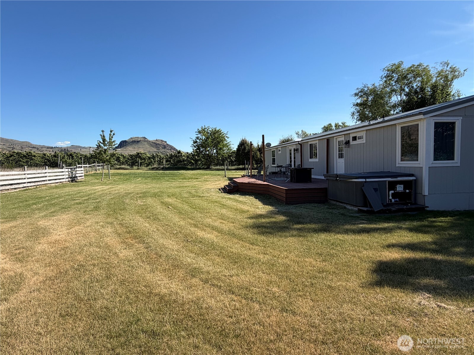 64 North Cordell Road Oroville, WA 98844 - Photo 5 of 37