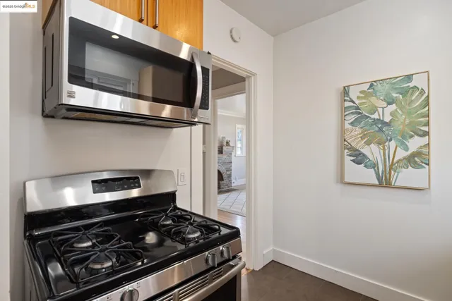 $950,000 | 665 39th Street, Oakland, CA 94609