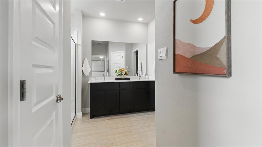 1911 Cherokee Lane Cleburne, TX 76033 - Photo 20 of 39