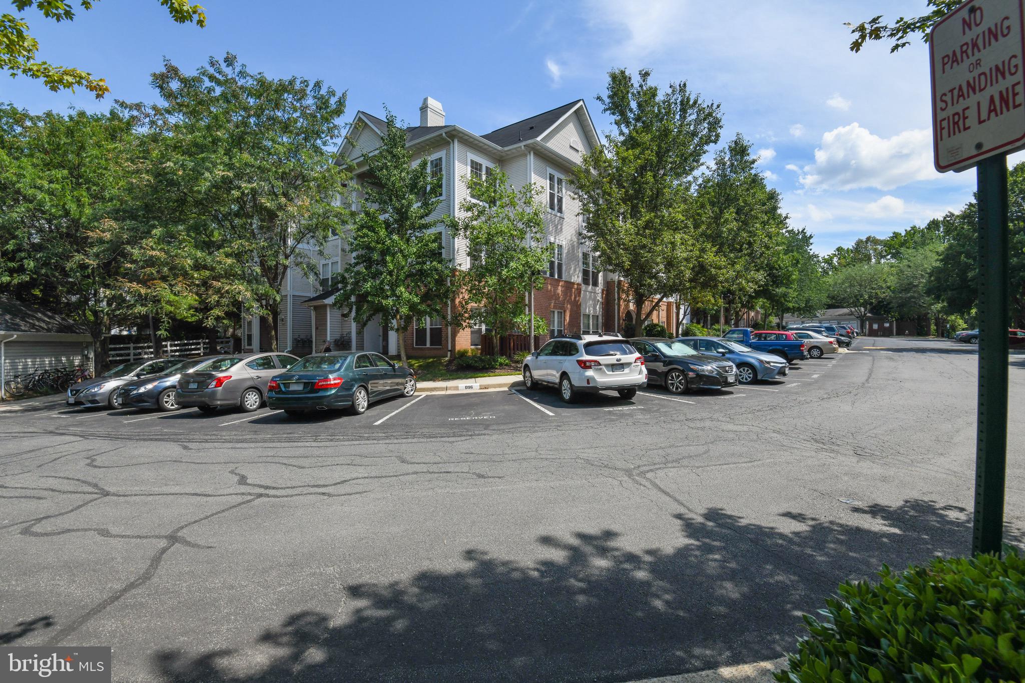 1515 North Point Drive, Unit 301 Reston, VA 20194 - Photo 29 of 32 Gallery Image 29