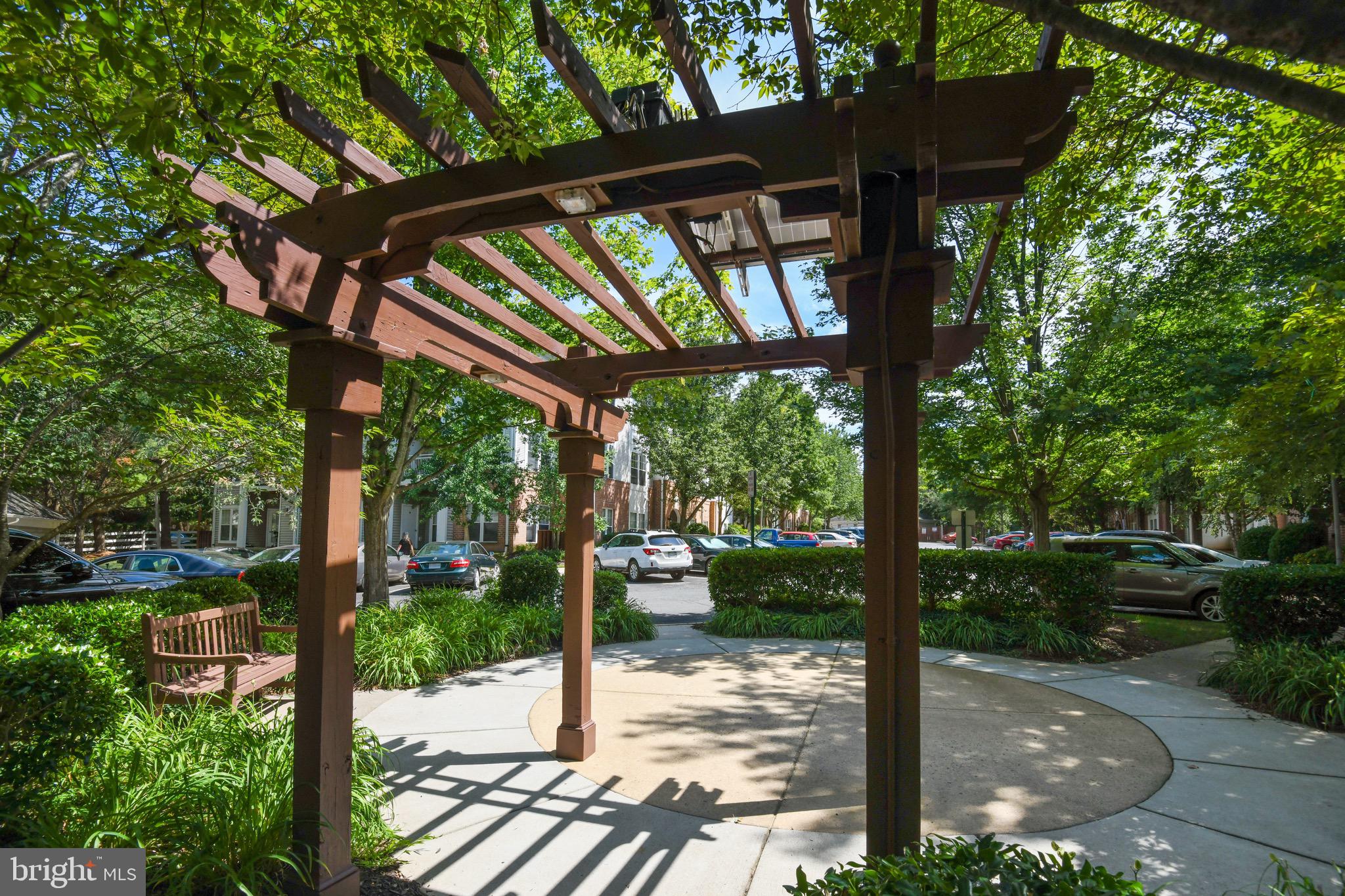 1515 North Point Drive, Unit 301 Reston, VA 20194 - Photo 31 of 32 Gallery Image 31