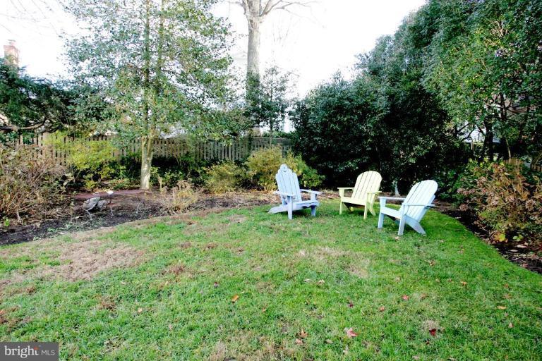 5212 Falmouth Road Bethesda, MD 20816 - Photo 14 of 14 Garden