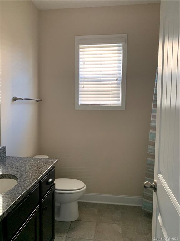 9226 Inverness Bay Road Charlotte, NC 28278 - Photo 10 of 16 Gallery Image 10
