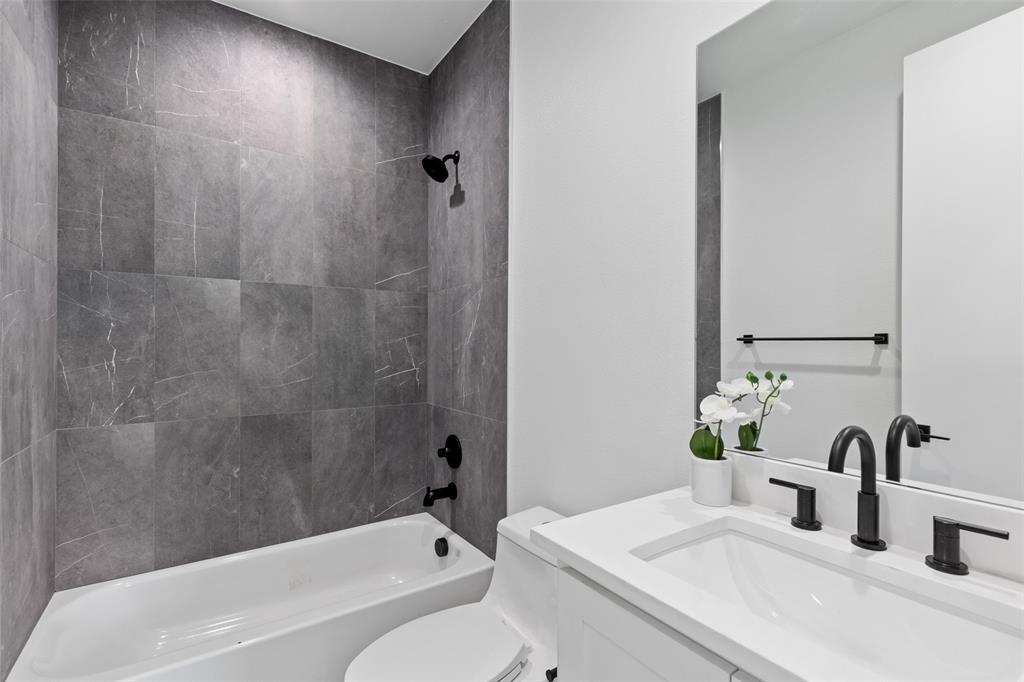 2120 Lovedale Avenue, Unit 103 Dallas, TX 75235 - Photo 6 of 20