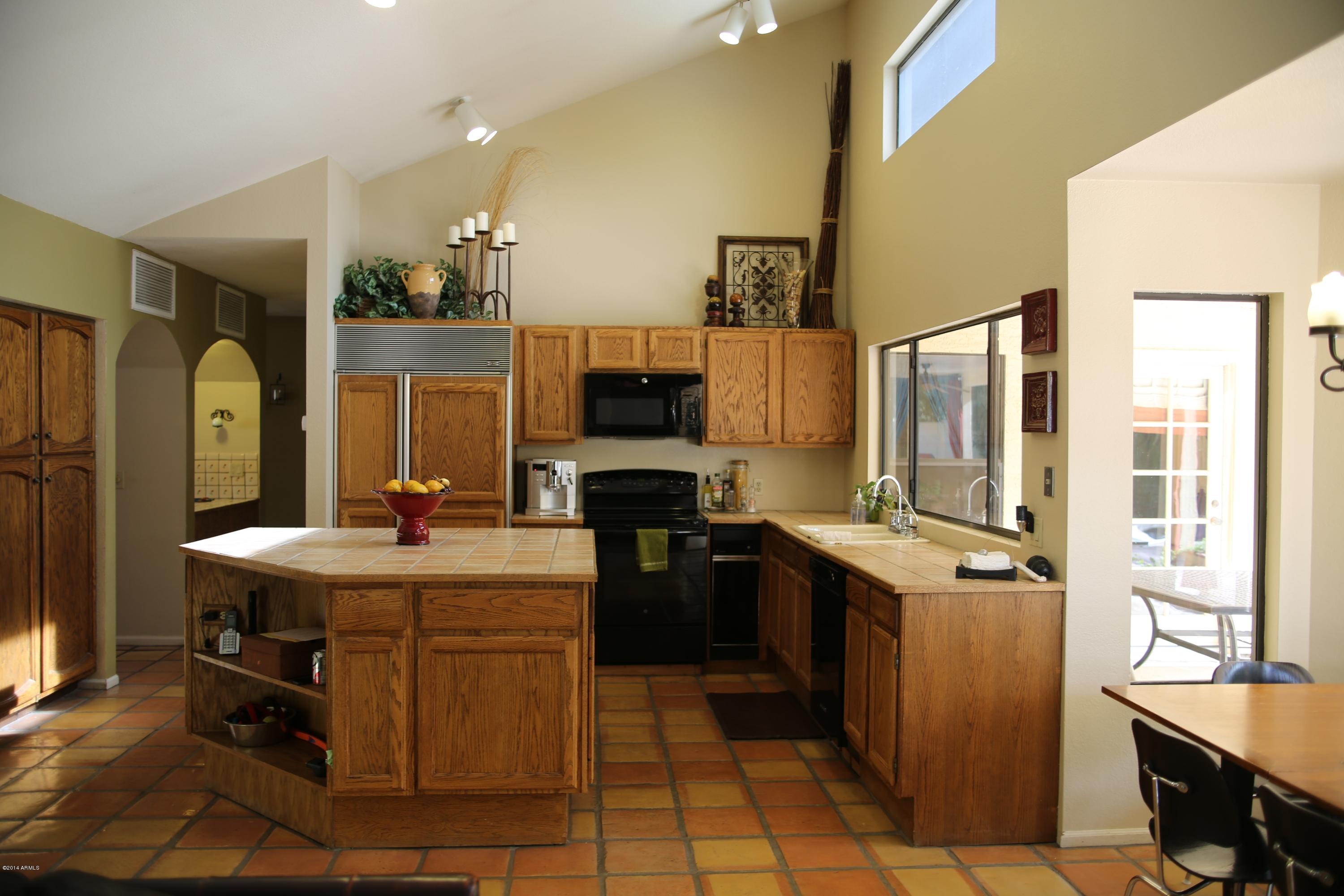 283 East Rhea Road Tempe, AZ 85284 - Photo 34 of 36 446B9406